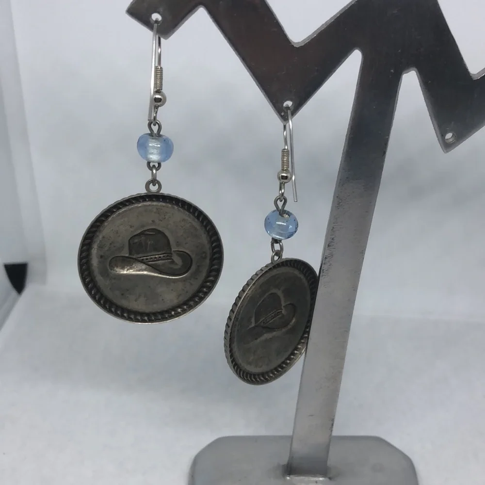 VINTAGE cowboy/cowgirl hat southwestern boho earrings enameled
